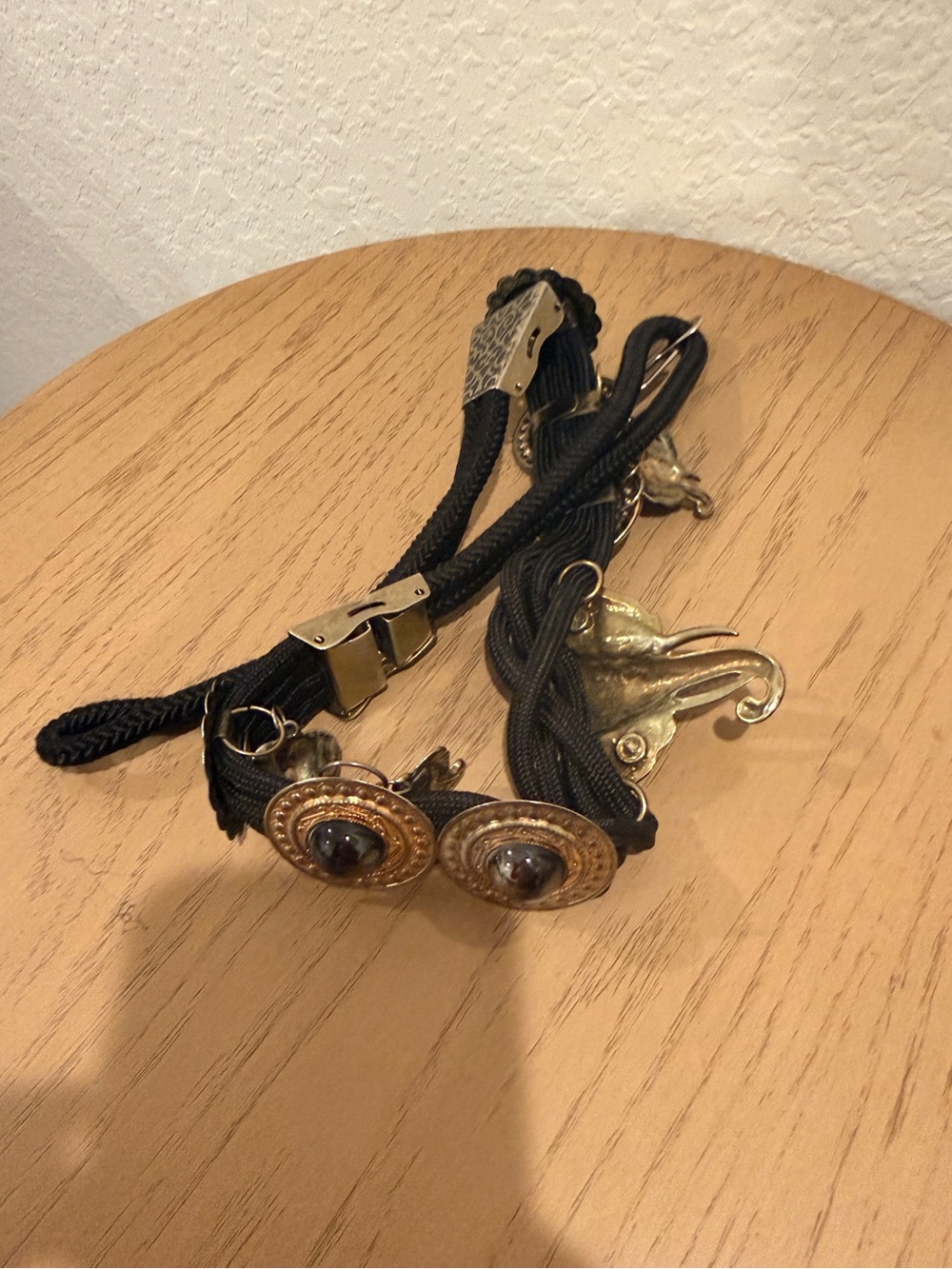 Vintage-Inspired Black and Gold Decorative Cord Belt‎